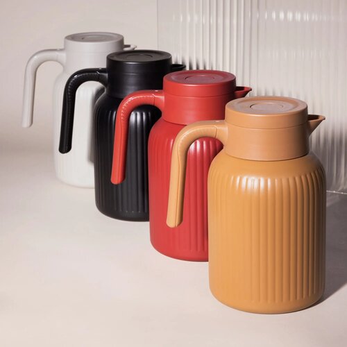 Sagaform Trine Thermoskan (gerecycled) Zwart 1500 ml